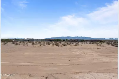 21151 W Duane Lane #-, Wittmann, AZ 85361 - Photo 5