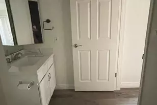 5640 E Bell Rd, Scottsdale, AZ 85254 - Photo 9