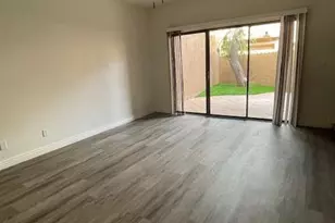 5640 E Bell Rd, Scottsdale, AZ 85254 - Photo 9