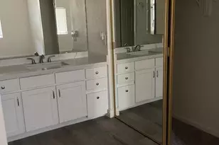 5640 E Bell Rd, Scottsdale, AZ 85254 - Photo 13