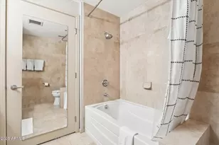 7161 E Rancho Vista Dr, Scottsdale, AZ 85251 - Photo 19