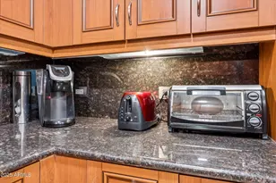 7161 E Rancho Vista Dr, Scottsdale, AZ 85251 - Photo 11