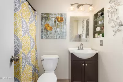 8888 N 47th Avenue #101, Glendale, AZ 85302 - Photo 17