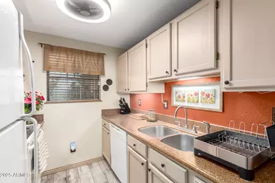 8888 N 47th Avenue #101, Glendale, AZ 85302 - Photo 11