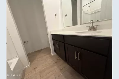 24207 W Bowker Street, Buckeye, AZ 85326 - Photo 5