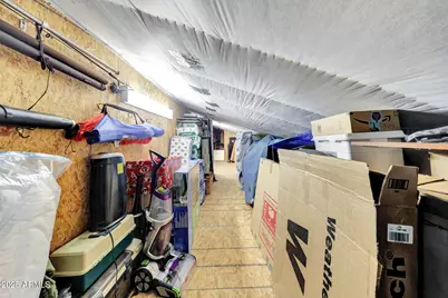 297 E Veterans Way, Queen Creek, AZ 85140 - Photo 9