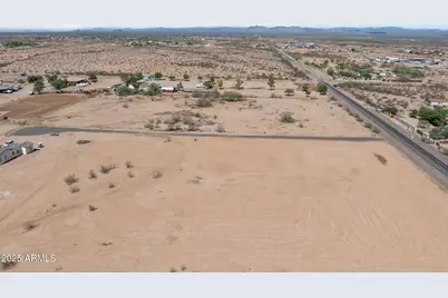 21129 W Duane Lane #-, Wittmann, AZ 85361 - Photo 9