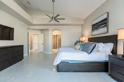 21525 N 58th Drive, Glendale, AZ 85308 - Photo 17