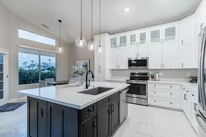 21525 N 58th Drive, Glendale, AZ 85308 - Photo 9