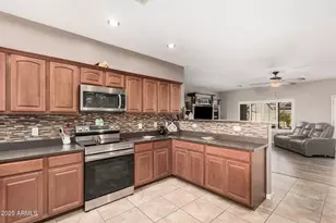 108 W Ridgeview Trail, Casa Grande, AZ 85122 - Photo 11