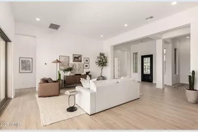 5817 E Sanford Street, Mesa, AZ 85215 - Photo 5