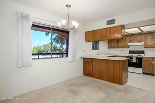 12222 N Paradise Vlg Pkwy S, Phoenix, AZ 85032 - Photo 7