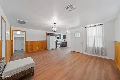 22810 W Roadrunner Lane, Congress, AZ 85332 - Photo 7