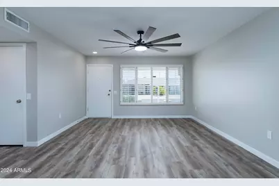 10608 W Edgewood Drive, Sun City, AZ 85351 - Photo 5