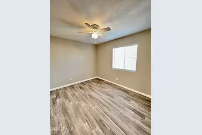 2457 E Pueblo Avenue #Apt 1, Phoenix, AZ 85040 - Photo 5