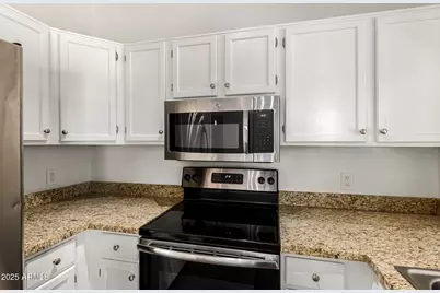 8503 W Bloomfield Road, Peoria, AZ 85381 - Photo 17