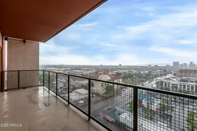 4750 N Central Avenue #UnitB14, Phoenix, AZ 85012 - Photo 3