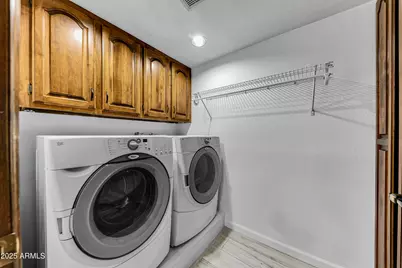 2237 E Captain Dreyfus Avenue, Phoenix, AZ 85022 - Photo 29