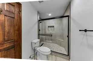 2237 E Captain Dreyfus Ave, Phoenix, AZ 85022 - Photo 27