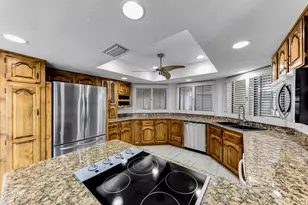 2237 E Captain Dreyfus Ave, Phoenix, AZ 85022 - Photo 17