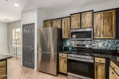 29634 N 69th Lane, Peoria, AZ 85383 - Photo 7