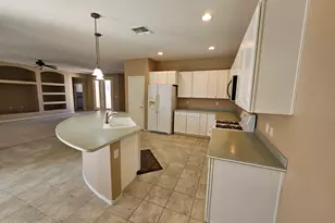 42593 W Abbey Rd, Maricopa, AZ 85138 - Photo 7