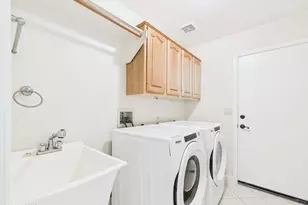 1635 W Wisteria Dr, Chandler, AZ 85248 - Photo 15