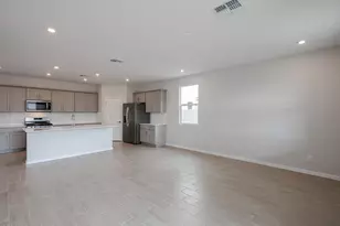 22947 W Monona Ln, Surprise, AZ 85387 - Photo 7