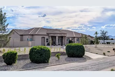 15 W Lone Star Lane, San Tan Valley, AZ 85140 - Photo 1