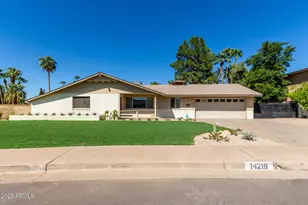 14218 N Canterbury Dr, Phoenix, AZ 85023 - Photo 1