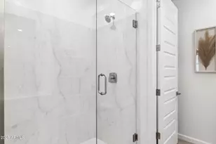 9827 S 11th St, Phoenix, AZ 85042 - Photo 27