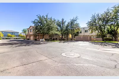 3006 N 37th Street #8, Phoenix, AZ 85018 - Photo 9