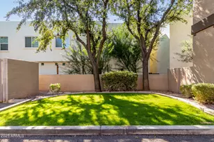3006 N 37th St, Phoenix, AZ 85018 - Photo 23