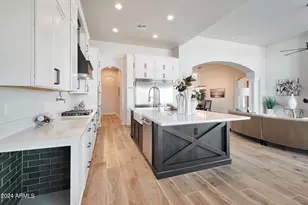 25232 S Pyrenees Ct, Queen Creek, AZ 85142 - Photo 5