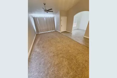8512 W Tuckey Lane, Glendale, AZ 85305 - Photo 7