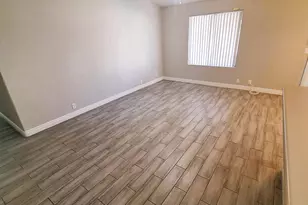 8512 W Tuckey Ln, Glendale, AZ 85305 - Photo 11