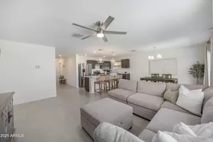 17832 W Oberlin Way, Surprise, AZ 85387 - Photo 9