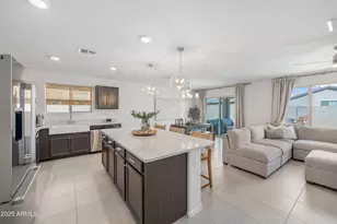 17832 W Oberlin Way, Surprise, AZ 85387 - Photo 13