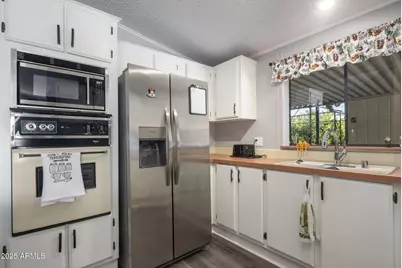 546 S 83rd Way, Mesa, AZ 85208 - Photo 9