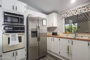 546 S 83rd Way, Mesa, AZ 85208 - Photo 9