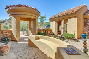 2732 E Friess Dr, Phoenix, AZ 85032 - Photo 17