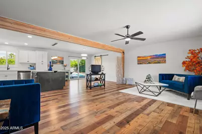 8326 E Crestwood Way, Scottsdale, AZ 85250 - Photo 5