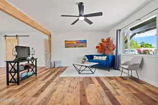 8326 E Crestwood Way, Scottsdale, AZ 85250 - Photo 9