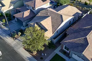 3927 E Blue Spruce Ln, Gilbert, AZ 85298 - Photo 3