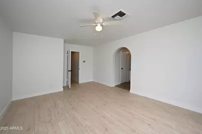 7301 W Canterbury Drive, Peoria, AZ 85345 - Photo 25