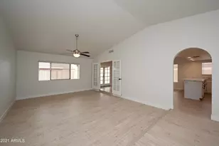 7301 W Canterbury Dr, Peoria, AZ 85345 - Photo 19