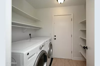 7301 W Canterbury Drive, Peoria, AZ 85345 - Photo 11