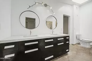6640 N Chatelaine Pl, Phoenix, AZ 85014 - Photo 23