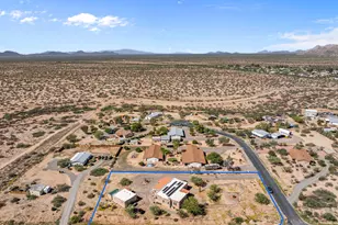 23315 W Staghorn Ln, Congress, AZ 85332 - Photo 3