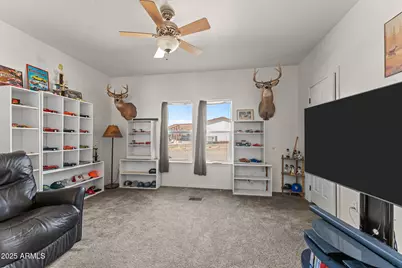 23315 W Staghorn Lane, Congress, AZ 85332 - Photo 13